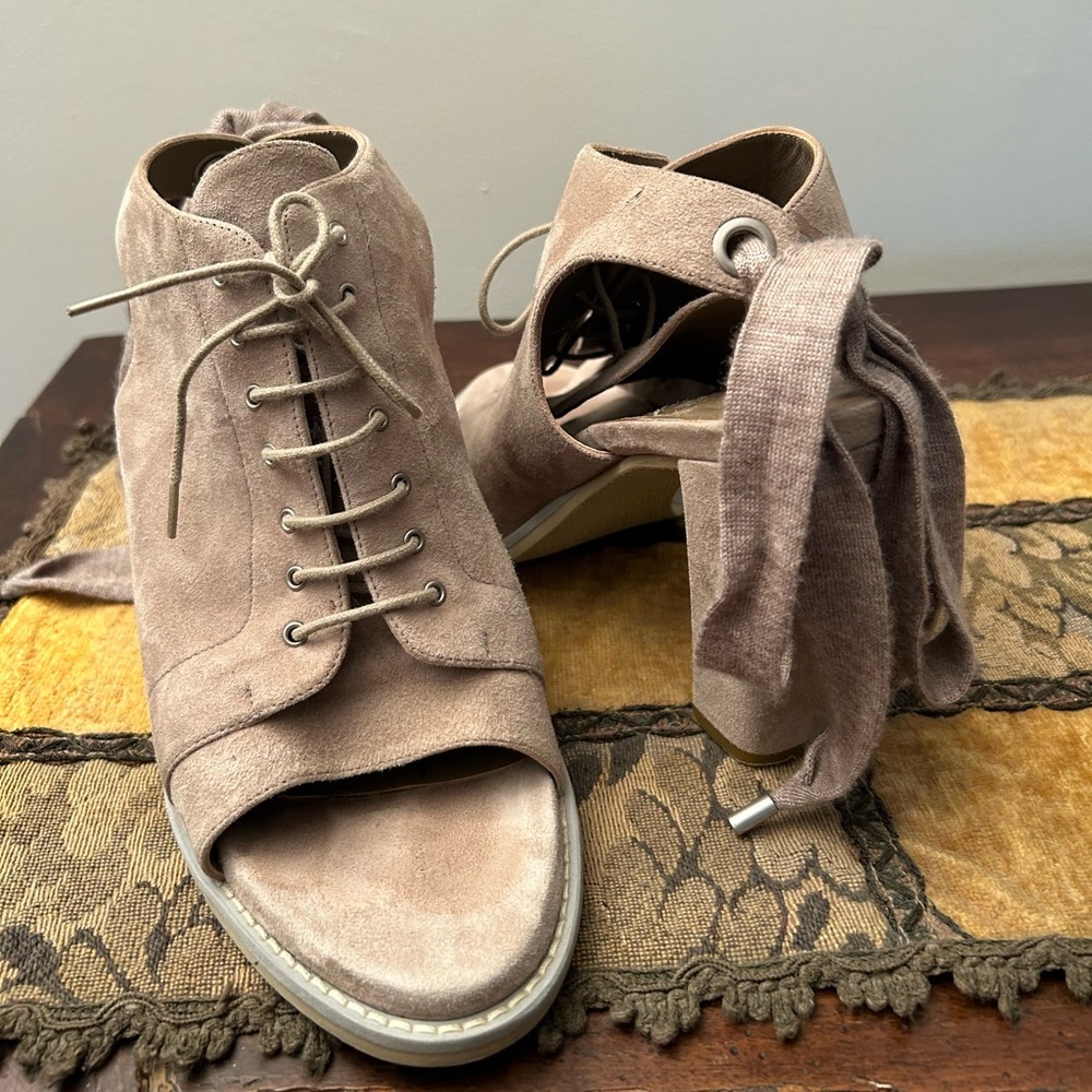 BRUNELLO CUCINELLI SAMPLE SHOES - Picture 2 of 6